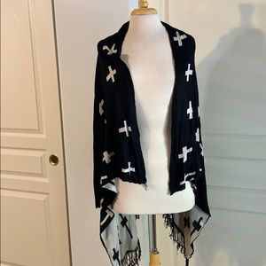 Black and white ‘Cross’ shall cardigan,Long sleeve
